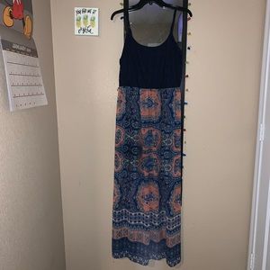 Maxi dress